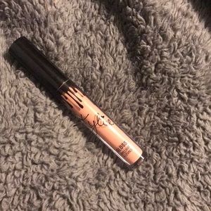 Kylie gloss “So Cute”